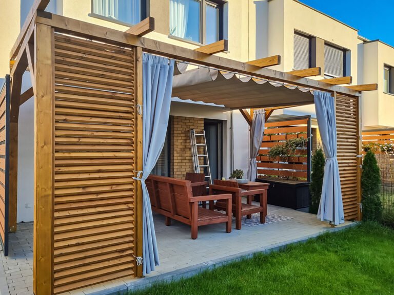 Zasłona tarasowa wodoodporna